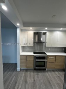 Comprar apartamento no 5600 Collins 11W