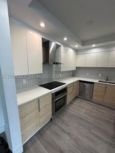 Comprar apartamento no 5600 Collins 11W