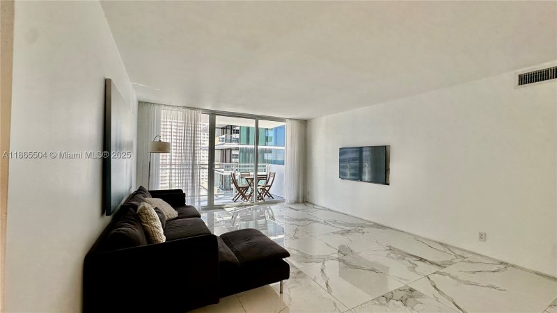 Apartment for rent at Parker Plaza Estates 1022