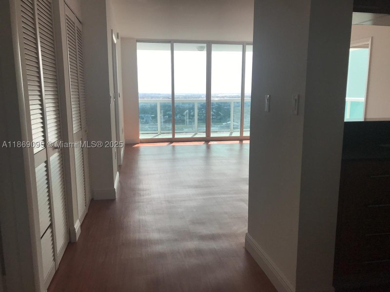 Condo for sale at 1800 Club 3910