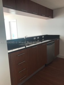 Comprar apartamento en 1800 Club 3910