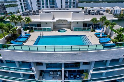 Comprar apartamento no Cielo On The Bay 1104