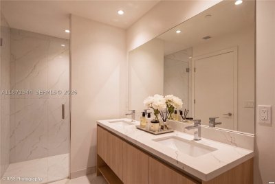 Comprar apartamento en Alana Bay Harbor Island 403