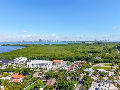 Key Colony IV Botanica Apt #381