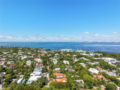 Alquiler de apartamento en Key Colony IV Botanica 381