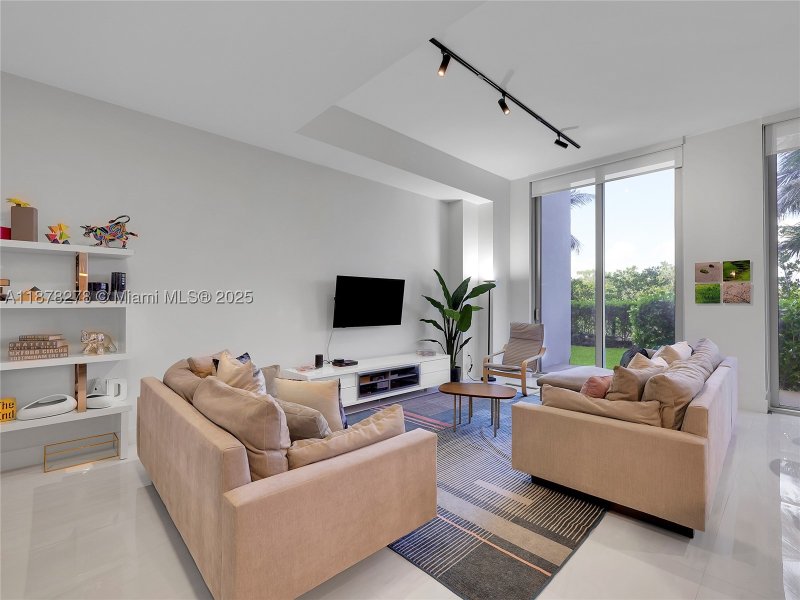 Comprar apartamento en The Harbour 105