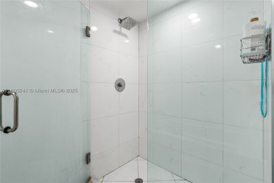 Comprar apartamento no 500 Brickell West Tower 1203