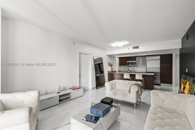500 Brickell West Tower Apt #1203