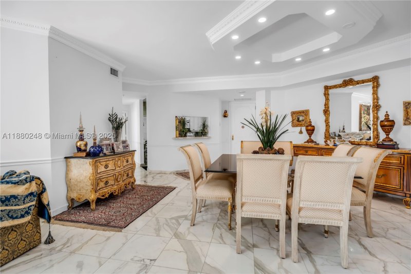 Condo for sale at One Tequesta Point 1807