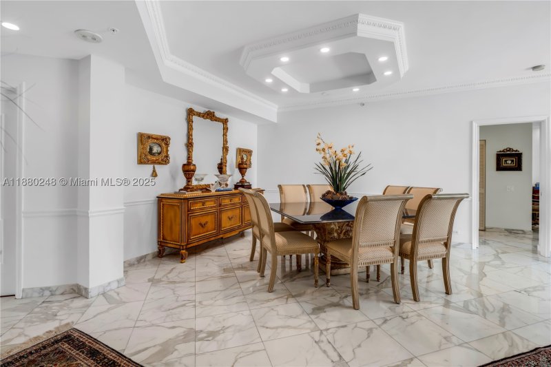Condo for sale at One Tequesta Point 1807