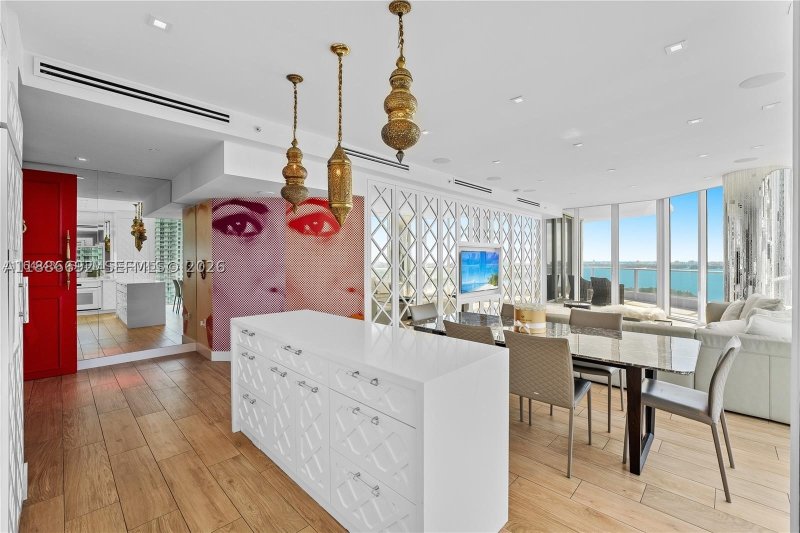 Condo for sale at Paramount Bay 2702