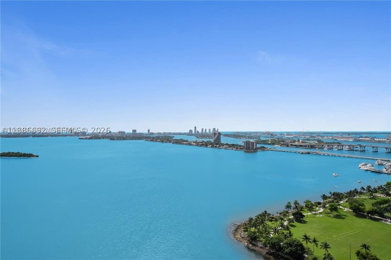 Condo for sale at Paramount Bay 2702