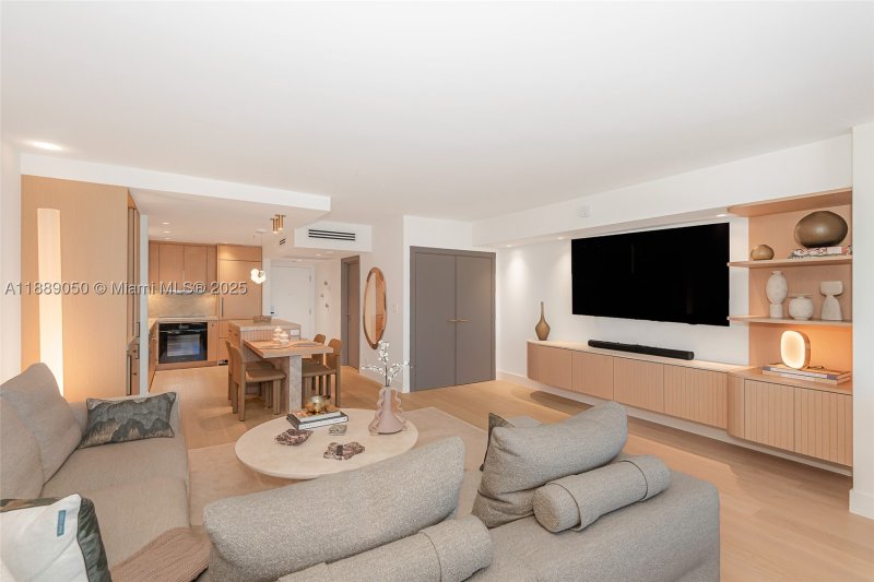 Alquiler de apartamento en Roney Palace 1527