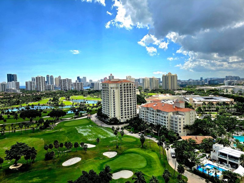 Condo for sale at Coronado I 2208