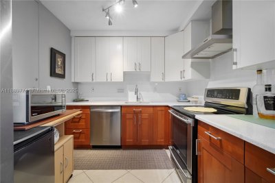 Comprar apartamento en Palm Bay Condo 2H