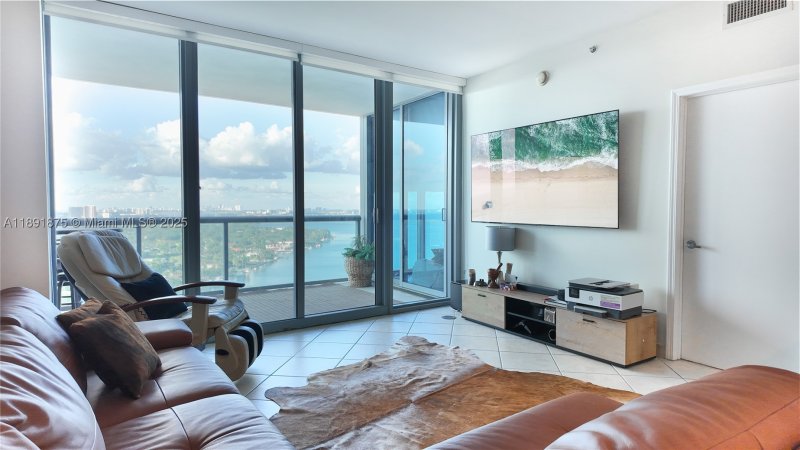 Comprar apartamento en Blue Condominium 2206