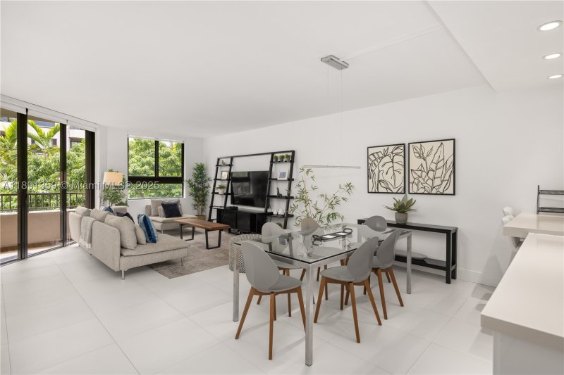 Apartment for rent at Key Colony IV Botanica 379