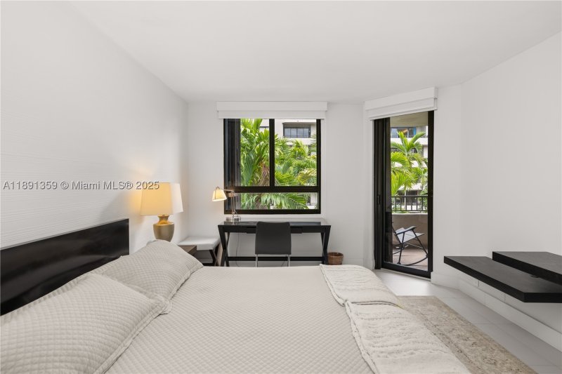 Apartment for rent at Key Colony IV Botanica 379