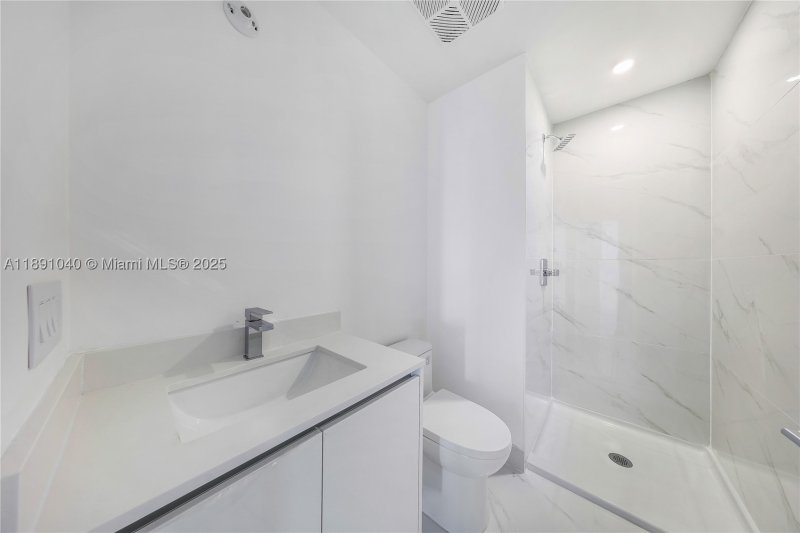 Condo for sale at Aria Reserve Miami 3402