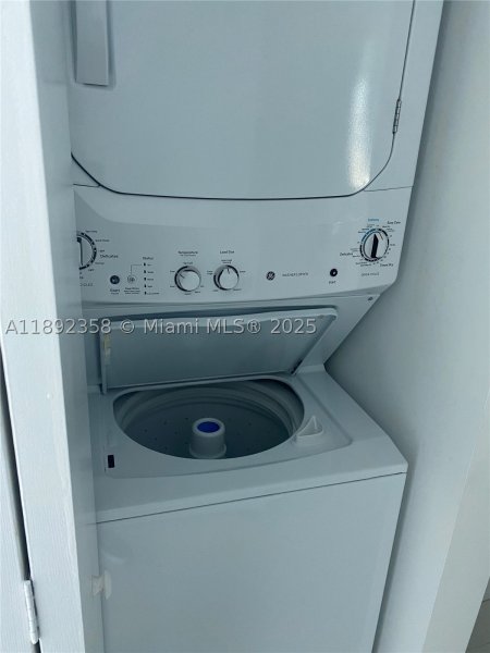 Condo for sale at Paraiso Bay Miami 3108