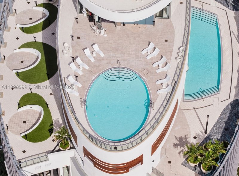 Condo for sale at Paramount Miami WorldCenter 4107