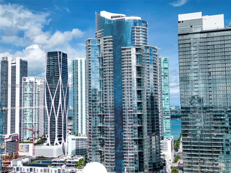 Condo for sale at Paramount Miami WorldCenter 4107