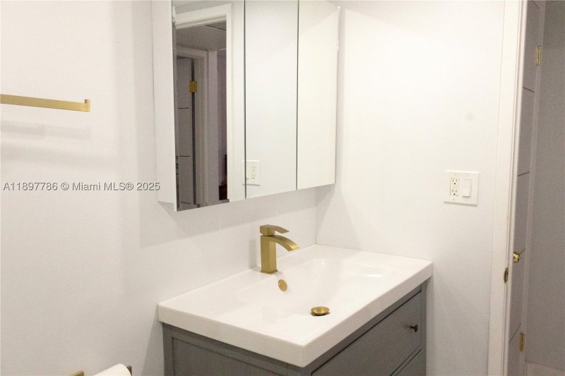 Apartment for rent at Carriage Club North 1523