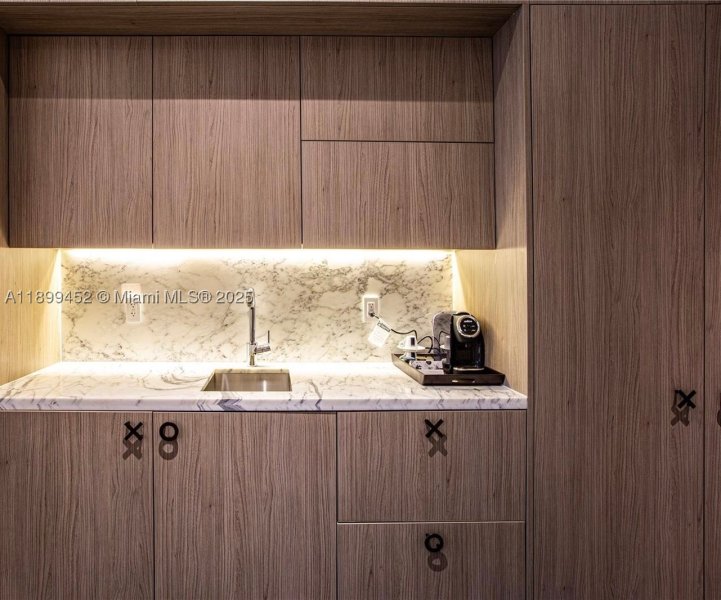 Comprar apartamento en SLS Lux Brickell 611