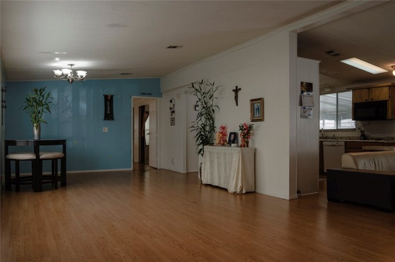 Property photo # 7