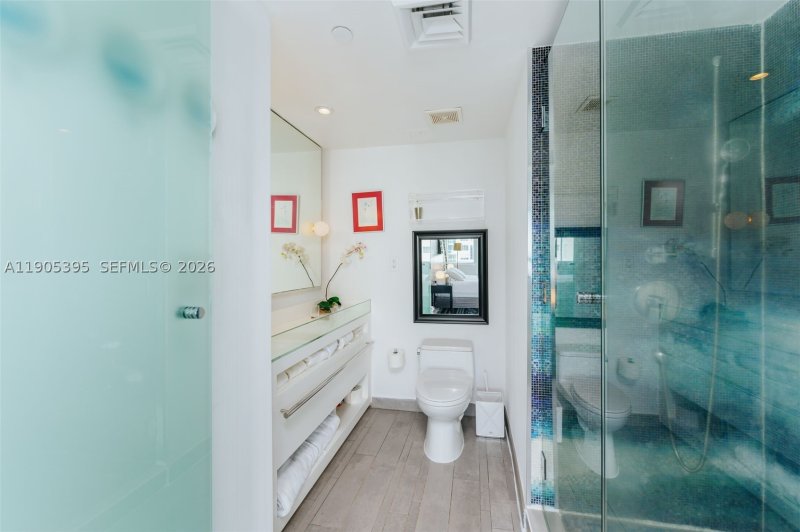 Comprar apartamento en 1100 West Condo (Mondrian located) 1004