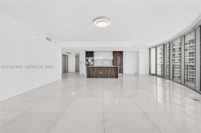 Aluguel de apartamento no Aria on The Bay 1815