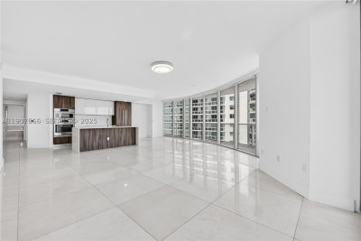 Aluguel de apartamento no Aria on The Bay 1815