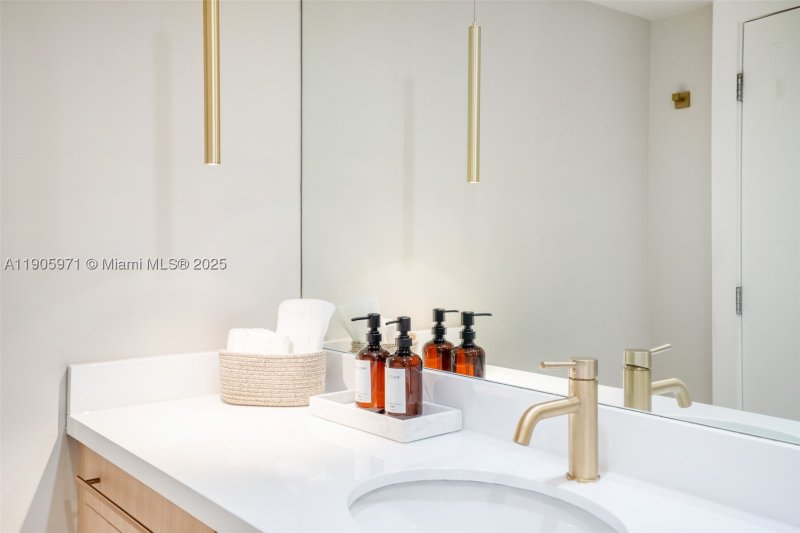 Alquiler de apartamento en Roney Palace 836
