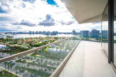 Comprar apartamento en Residences by Armani / Casa 1705