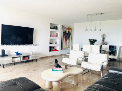 Comprar apartamento en Olympus Towers 1206