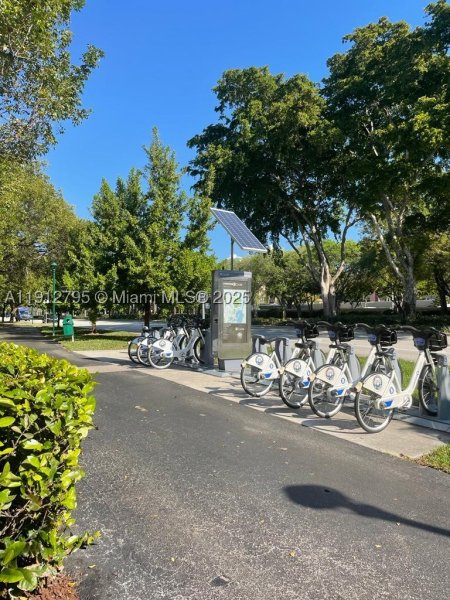 Condo for sale at Biscaya 615