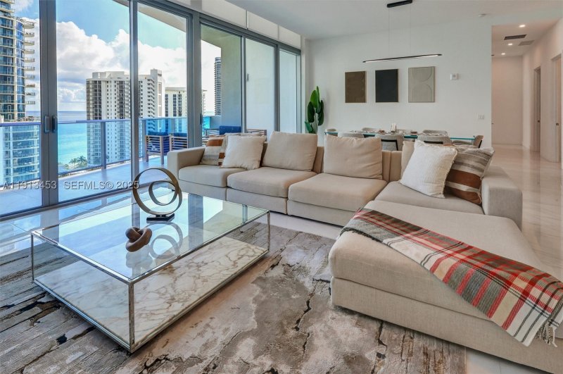 Alquiler de apartamento en Aurora PH2