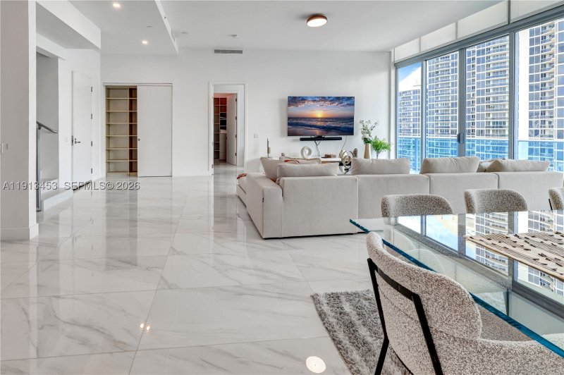 Alquiler de apartamento en Aurora PH2