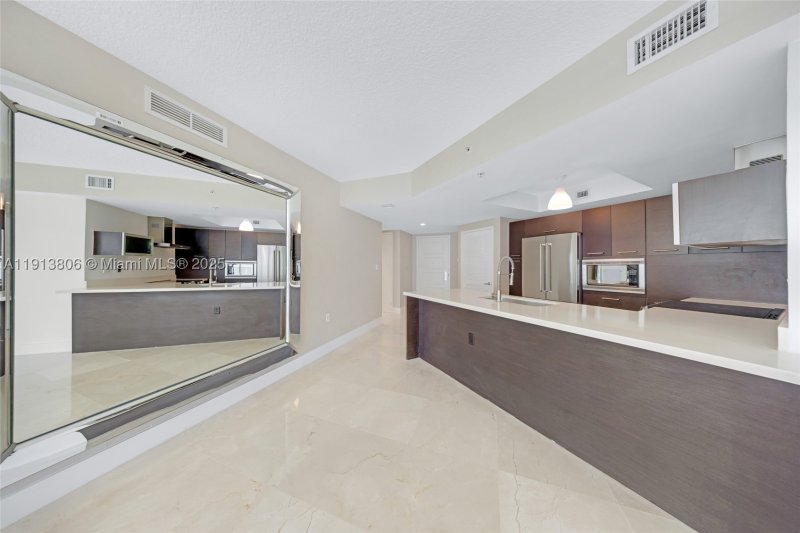 Comprar apartamento en St Tropez I II and III 601