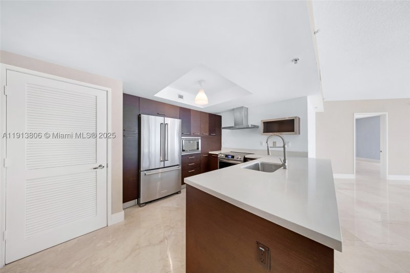 Comprar apartamento en St Tropez I II and III 601