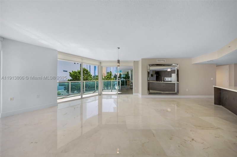 Comprar apartamento en St Tropez I II and III 601