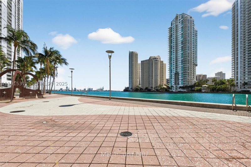 Comprar apartamento en Met 1 T-2407