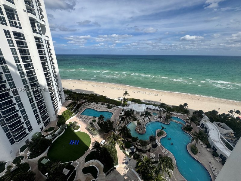 Condo for sale at Trump International Sonesta Beach Resort 2107