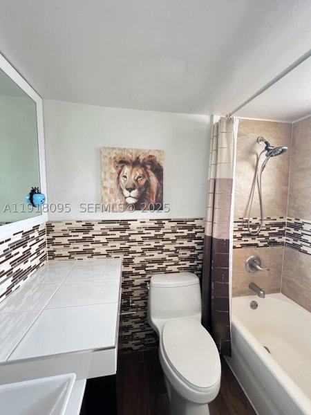 Condo for sale at Bayshore Yacht Tennis Club 111