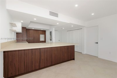 Comprar apartamento en Ocean 88 (old Champlain Towers East) 6E