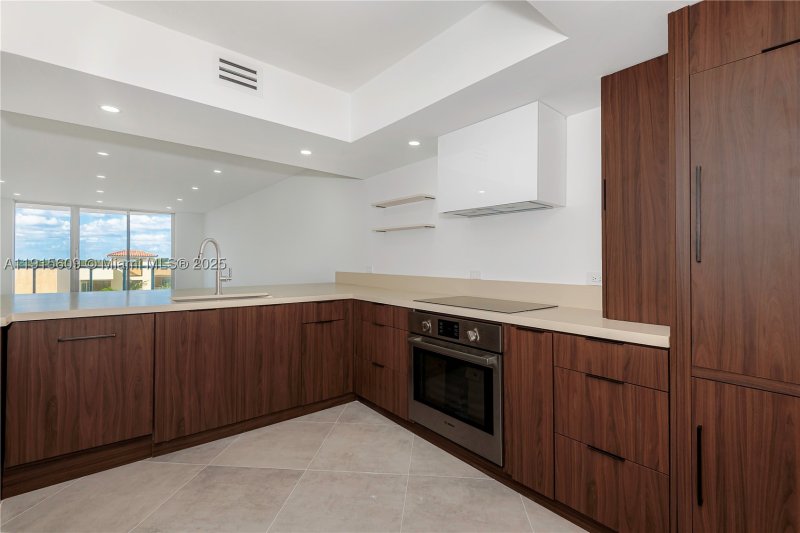 Comprar apartamento en Ocean 88 (old Champlain Towers East) 6E