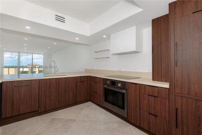 Comprar apartamento en Ocean 88 (old Champlain Towers East) 6E
