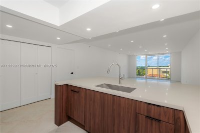 Comprar apartamento en Ocean 88 (old Champlain Towers East) 6E