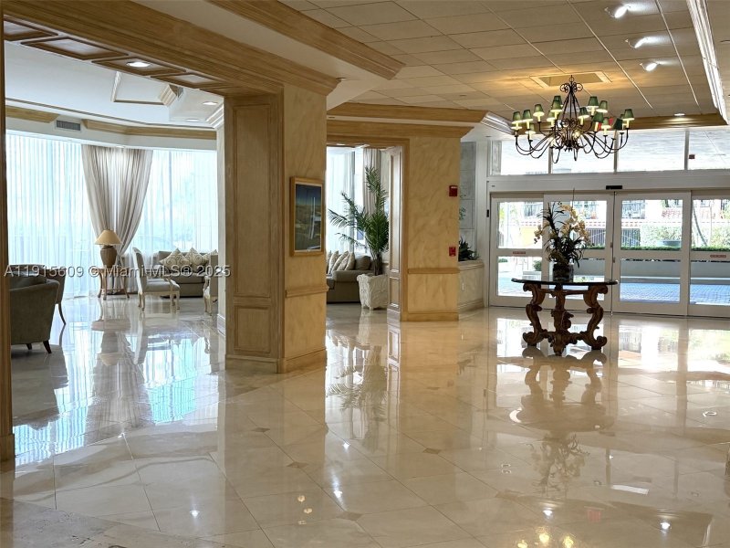 Comprar apartamento en Ocean 88 (old Champlain Towers East) 6E