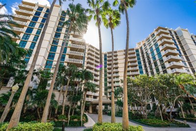 Towers of Key Biscayne Apt #E302